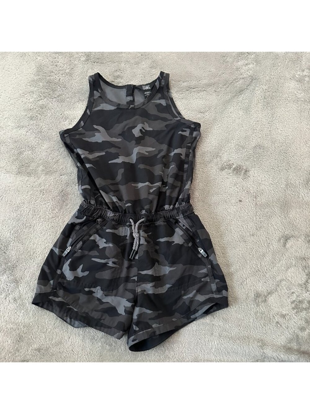 Athleta Girl Sleeveless Romper Gray Camo Size Small 7 Shorts Tank